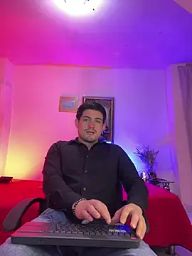 williamsmiiths16 online show from 6, 4, 2026