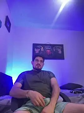 Snapshot of williamsmiiths16 chatting on 6, 7, 2026 williamsmiiths16 online show from 6, 7, 2026