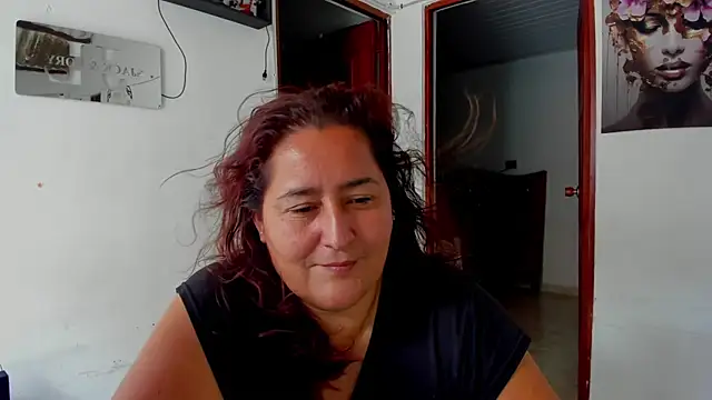 Snapshot of VioletBruces chatting on 29, 4, 2026 VioletBruces online show from 29, 4, 2026