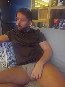 Snapshot of RipMyUnderwear chatting on 6, 4, 2026 RipMyUnderwear online show from 6, 4, 2026