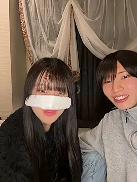 Snapshot of kai_xoxo__ chatting on 17, 12, 2025 kai xoxo online show from 17, 12, 2025