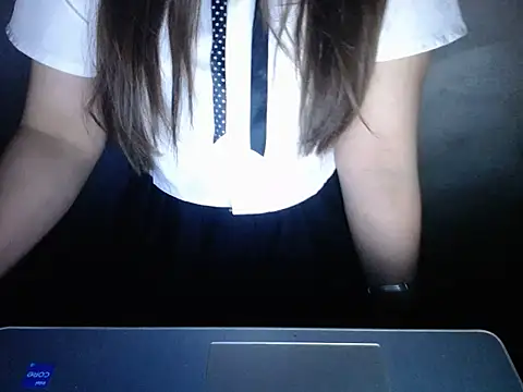 Snapshot of maian_love chatting on 14, 3, 2026 maian love online show from 14, 3, 2026