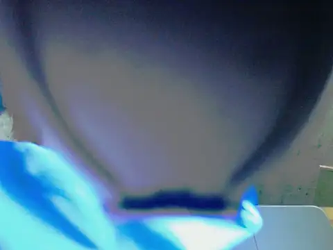 Snapshot of maian_love chatting on 4, 4, 2026 maian love online show from 4, 4, 2026