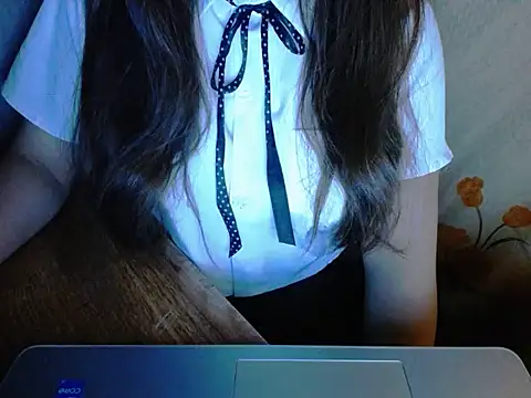 Snapshot of maian_love chatting on 12, 6, 2026 maian love online show from 12, 6, 2026