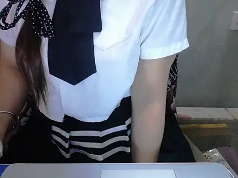 Snapshot of maian_love chatting on 7, 7, 2026 maian love online show from 7, 7, 2026