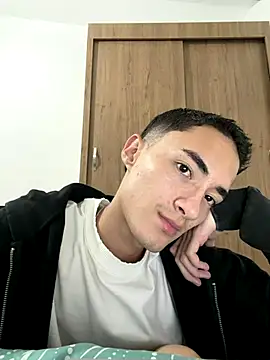 Snapshot of wal_jones chatting on 4, 12, 2025 wal jones online show from 4, 12, 2025