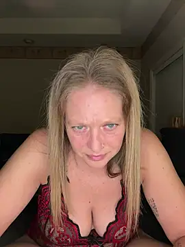 Snapshot of MissyLovelace chatting on 6, 2, 2026 MissyLovelace online show from 6, 2, 2026