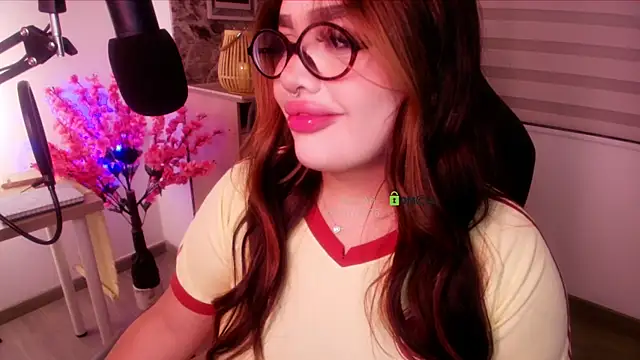 Snapshot of asheryn chatting on 8, 7, 2026 asheryn online show from 8, 7, 2026