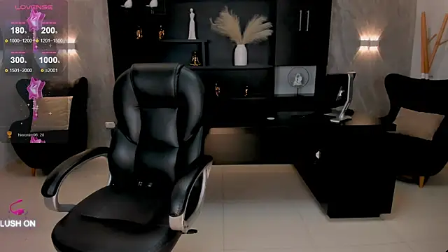 ChloeManson online show from 11, 12, 2024