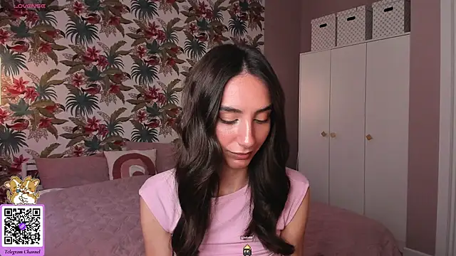 Snapshot of Elizwise chatting on 25, 6, 2026 Elizwise online show from 25, 6, 2026