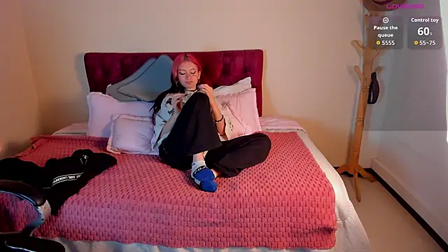 Snapshot of Eros_Nyx_ chatting on 7, 2, 2026 Eros Nyx online show from 7, 2, 2026