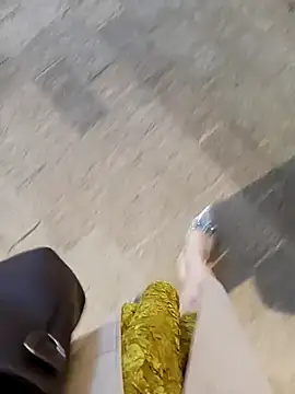 Baby-Linh online show from 22, 12, 2025