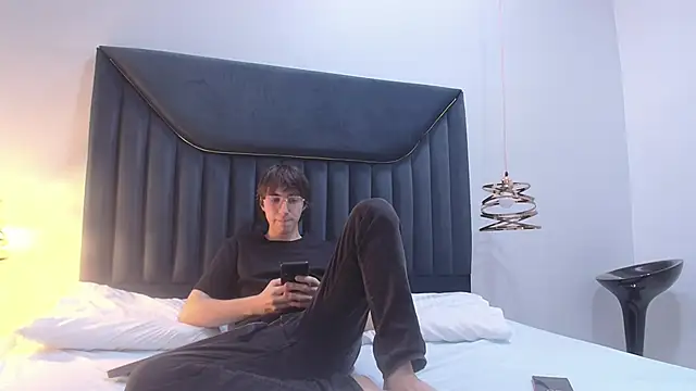 Snapshot of JeffBellfort chatting on 22, 6, 2026 JeffBellfort online show from 22, 6, 2026