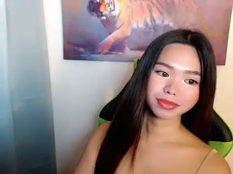 Snapshot of voganmarie chatting on 16, 4, 2026 voganmarie online show from 16, 4, 2026