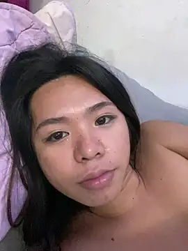 Snapshot of voganmarie chatting on 16, 4, 2026 voganmarie online show from 16, 4, 2026