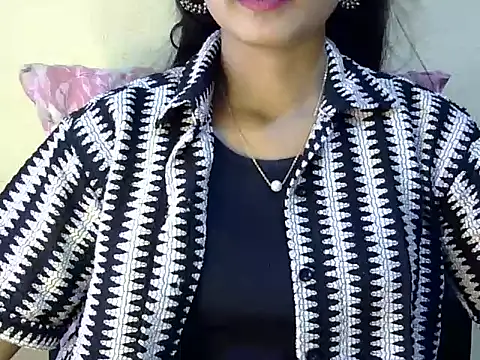 Snapshot of Shab_M chatting on 2, 4, 2026 Shab M online show from 2, 4, 2026