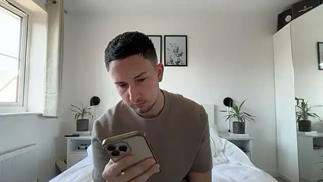 Snapshot of dirtyanal23 chatting on 22, 4, 2026 dirtyanal23 online show from 22, 4, 2026