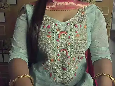 Hotty Suzuka online show from 18, 12, 2025