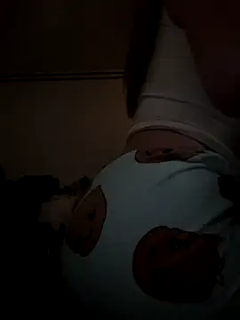 Snapshot of stoutelindsey chatting on 21, 12, 2025 stoutelindsey online show from 21, 12, 2025