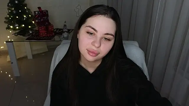 Snapshot of Deborah_lowe chatting on 15, 12, 2025 Deborah lowe online show from 15, 12, 2025