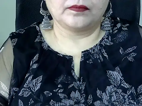 Snapshot of Soniya_Sha chatting on 13, 4, 2026 Soniya Sha online show from 13, 4, 2026