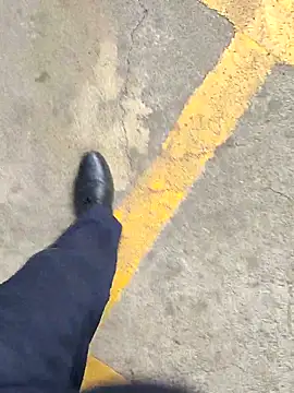 Snapshot of boyfromMum_bai chatting on 11, 3, 2026 boyfromMum bai online show from 11, 3, 2026