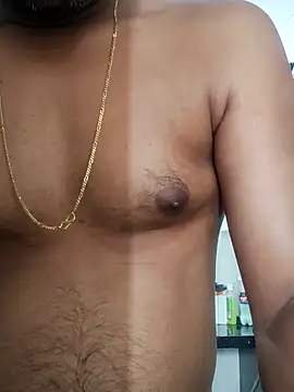 Snapshot of boyfromMum_bai chatting on 11, 4, 2026 boyfromMum bai online show from 11, 4, 2026