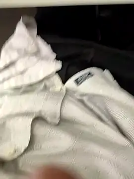 Snapshot of boyfromMum_bai chatting on 18, 4, 2026 boyfromMum bai online show from 18, 4, 2026