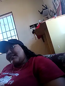 Snapshot of VaneandRossy chatting on 7, 3, 2026 VaneandRossy online show from 7, 3, 2026