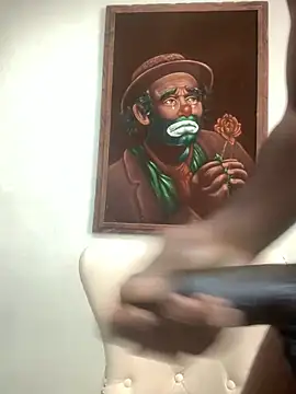 Snapshot of goldenshower2451 chatting on 14, 12, 2025 goldenshower2451 online show from 14, 12, 2025