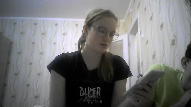 Snapshot of EvgeniyXAnna chatting on 10, 2, 2026 EvgeniyXAnna online show from 10, 2, 2026