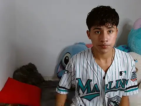 Sebas Ross04 online show from 5, 1, 2026