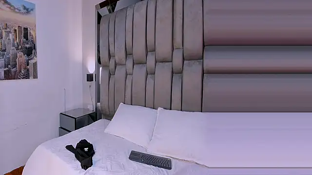 Snapshot of _PinkyBarbie_ chatting on 4, 12, 2025 PinkyBarbie online show from 4, 12, 2025