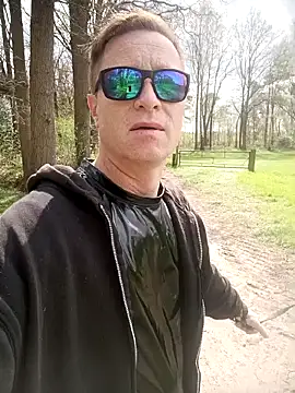 Snapshot of jefflatex45 chatting on 10, 4, 2026 jefflatex45 online show from 10, 4, 2026