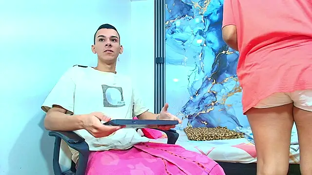 Snapshot of Valentina_and_sneider_ chatting on 2, 2, 2026 Valentina and sneider online show from 2, 2, 2026