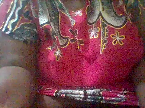 Snapshot of Thand03 chatting on 9, 3, 2026 Thand03 online show from 9, 3, 2026