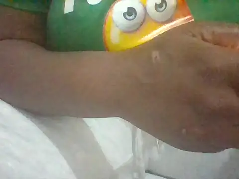 Snapshot of Thand03 chatting on 12, 4, 2026 Thand03 online show from 12, 4, 2026