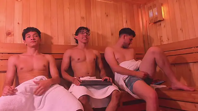 Snapshot of big__friends chatting on 15, 4, 2026 big friends online show from 15, 4, 2026