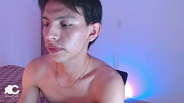 Snapshot of andrew_courtzz chatting on 1, 4, 2026 andrew courtzz online show from 1, 4, 2026