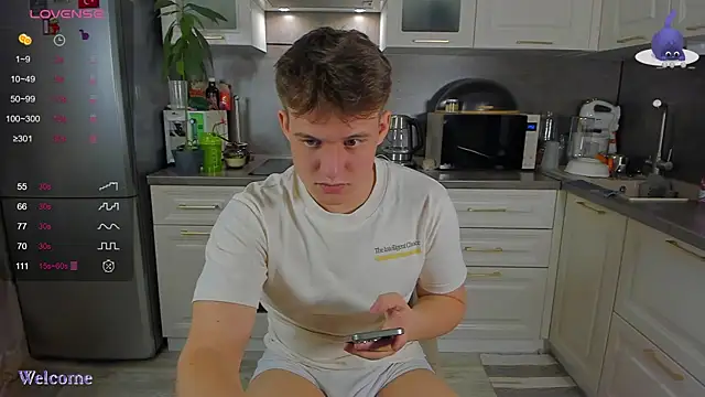 Snapshot of fruitninjaga chatting on 17, 12, 2025 fruitninjaga online show from 17, 12, 2025