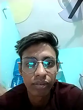 Snapshot of bottomnoida chatting on 4, 12, 2025 bottomnoida online show from 4, 12, 2025