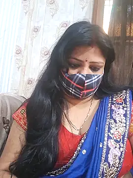 Snapshot of desiriya14 chatting on 8, 4, 2026 desiriya14 online show from 8, 4, 2026