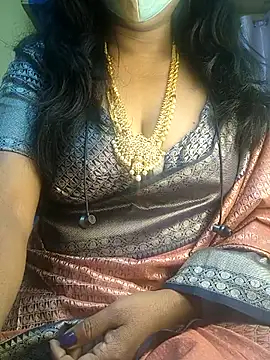 Snapshot of Preeti345 chatting on 27, 3, 2026 Preeti345 online show from 27, 3, 2026