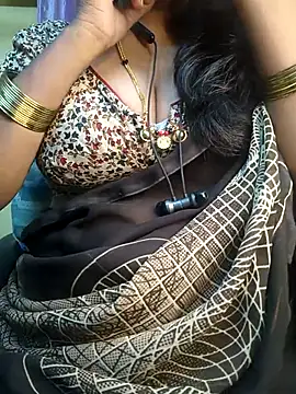 Snapshot of Preeti345 chatting on 10, 4, 2026 Preeti345 online show from 10, 4, 2026