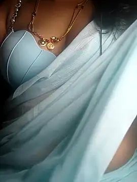 Snapshot of Preeti345 chatting on 18, 4, 2026 Preeti345 online show from 18, 4, 2026