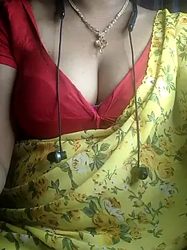 Snapshot of Preeti345 chatting on 19, 4, 2026 Preeti345 online show from 19, 4, 2026