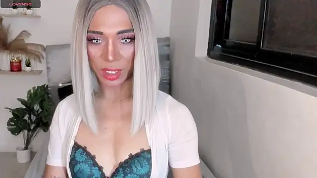 Snapshot of TsBlackHORSECOCKcalix chatting on 1, 4, 2026 TsBlackHORSECOCKcalix online show from 1, 4, 2026