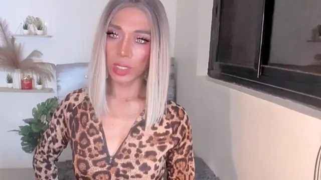 Snapshot of TsBlackHORSECOCKcalix chatting on 5, 4, 2026 TsBlackHORSECOCKcalix online show from 5, 4, 2026