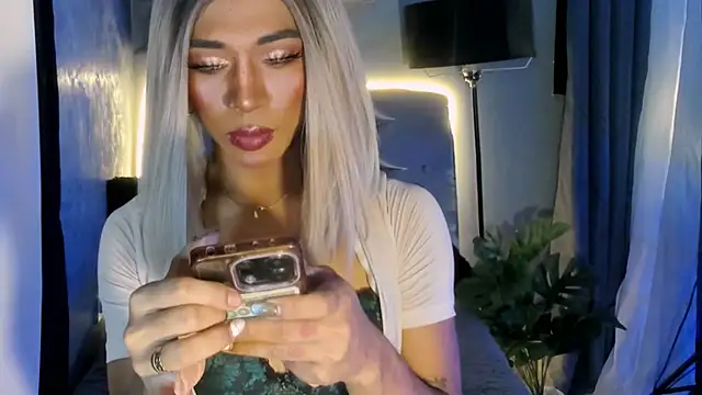 Snapshot of TsBlackHORSECOCKcalix chatting on 23, 4, 2026 TsBlackHORSECOCKcalix online show from 23, 4, 2026