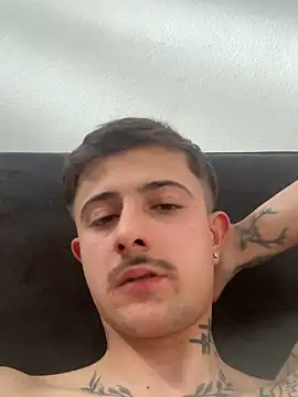 Snapshot of Jason_offizell chatting on 10, 4, 2026 Jason offizell online show from 10, 4, 2026